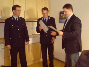 Ernennung des Löschbezirksführers Stefan Rabung und stellvertretenden Löschbezirksfühers Andreas Lang Ernennung des Löschbezirksführers Stefan Rabung und stellvertretenden Löschbezirksfühers Andreas Lang
